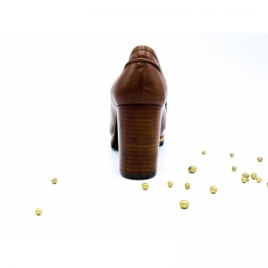 TORO CUERO Bruin