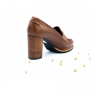 TORO CUERO Bruin