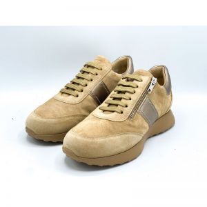 255756 CAMEL